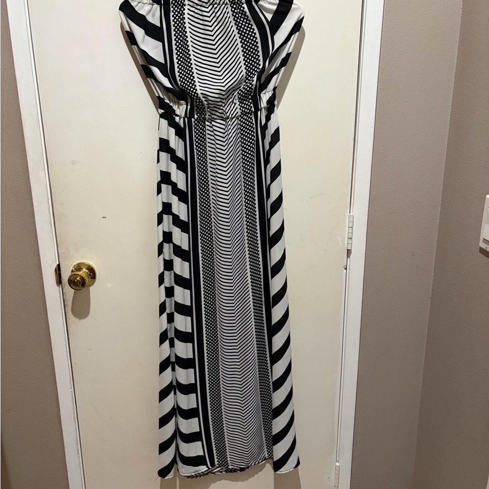 36 Point 5 Black and White Patterned Maxi Dress
